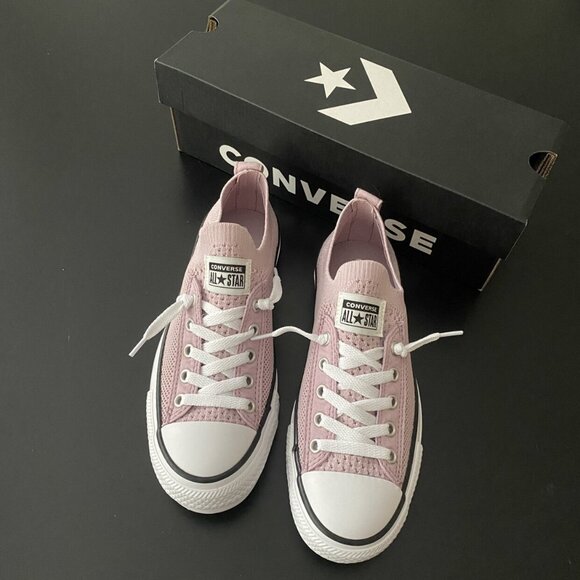 New In Box Converse Chuck Taylor Knit Sneakers - Picture 1 of 8